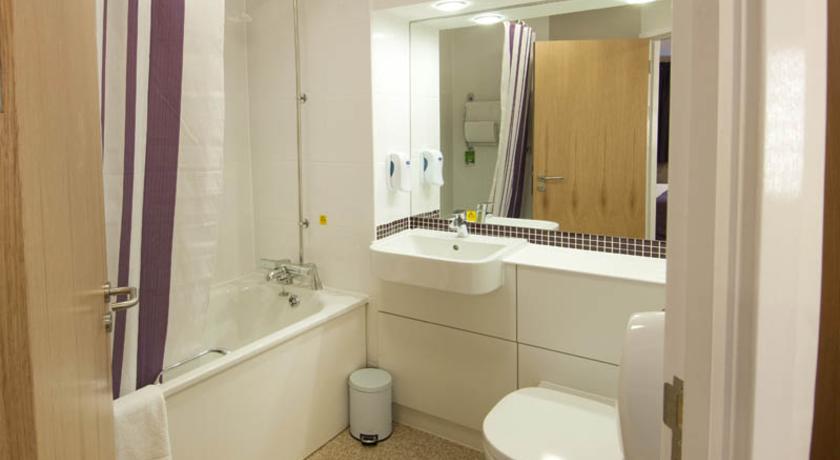 Premier Inn Norwich City Centre - Duke Street 객실 사진